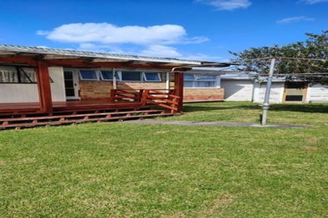 Photo of property in 2 Pandora Place, Pakuranga, Auckland, 2010