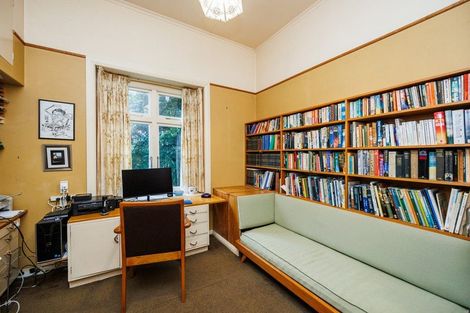 Photo of property in 155 Park Road, West End, Palmerston North, 4410