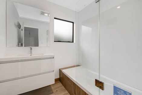 Photo of property in 32 Brandon Road, Manly, Whangaparaoa, 0930