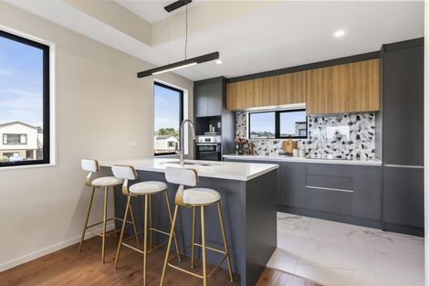 Photo of property in 3 Papatahi Lane, Flat Bush, Auckland, 2019