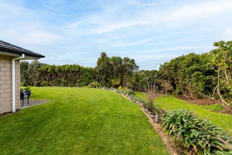 Photo of property in 1a Links Drive, Waiwhakaiho, New Plymouth, 4312