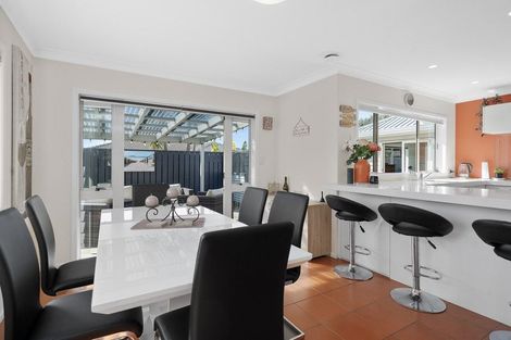 Photo of property in 16 Aldermen Avenue, Papamoa Beach, Papamoa, 3118