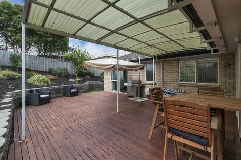 Photo of property in 9 Karika Place, Massey, Auckland, 0614