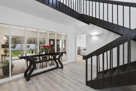 Photo of property in 53 Kotare Street, Fendalton, Christchurch, 8041