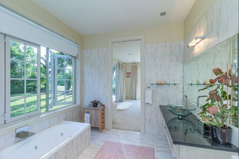 Photo of property in 15 Tarahunga Road, Levin, 5571