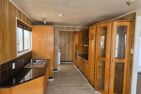 Photo of property in 3 Casuarina Road, Half Moon Bay, Auckland, 2012