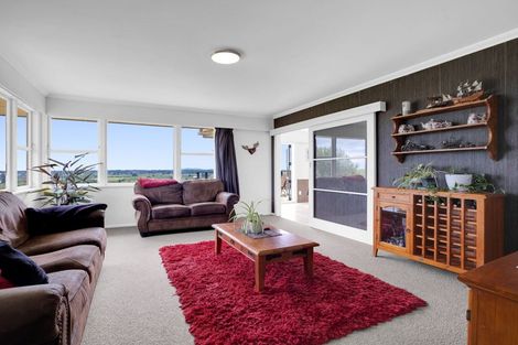 Photo of property in 112 Grove Road, Te Pahu, Hamilton, 3285