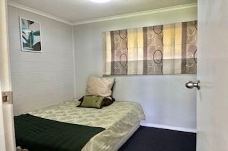 Photo of property in 80a Millbrook Road, Henderson, Auckland, 0612