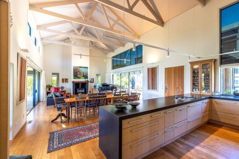 Photo of property in 122 Delamore Drive, Oneroa, Waiheke Island, 1081