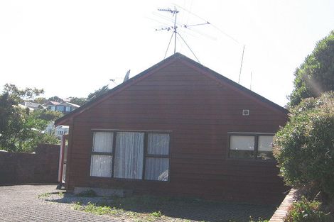 Photo of property in 28a Farm Road, Northland, Wellington, 6012