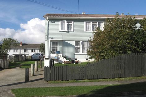 Photo of property in 51-53 Hereford Street, Cannons Creek, Porirua, 5024
