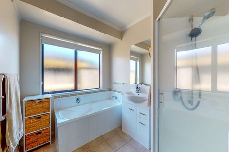 Photo of property in 45 Benner Drive, Ngatea, 3503