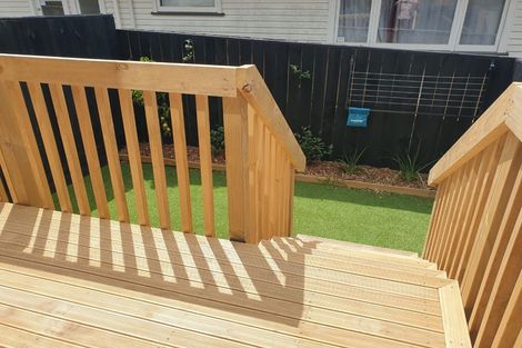 Photo of property in 21 Toanga Place, Mount Wellington, Auckland, 1062