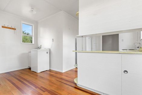 Photo of property in 83 Victoria Street, Carterton, 5713