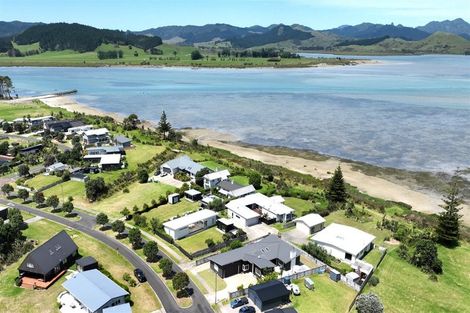Photo of property in 128 Harbour Drive, Matarangi, Whitianga, 3592