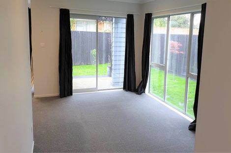 Photo of property in 2/11 Crosher Place, Silverdale, Hamilton, 3216