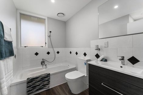 Photo of property in 3 Crystal Grove, Birchville, Upper Hutt, 5018