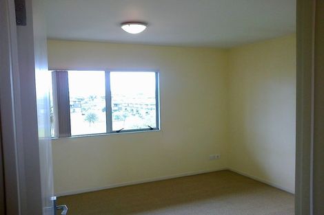 Photo of property in 11/29 Haven Drive, East Tamaki, Auckland, 2013