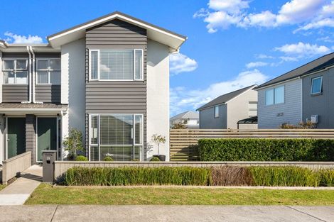 Photo of property in 31 Aviation Street, Takanini, 2112