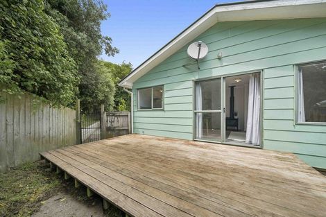 Photo of property in 50 Cardiff Crescent, Cannons Creek, Porirua, 5024