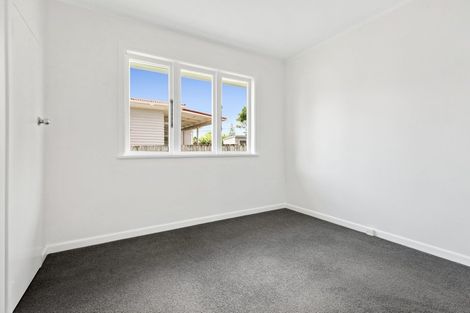 Photo of property in 727 Te Atatu Road, Te Atatu Peninsula, Auckland, 0610
