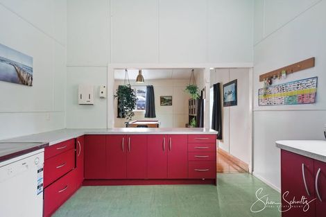 Photo of property in 12 Franklin Road, Paparoa, 0571