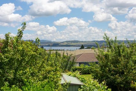 Photo of property in 46 Arrowsmith Avenue, Waipahihi, Taupo, 3330