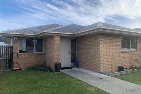 Photo of property in 22 Moreland Avenue, Papanui, Christchurch, 8053