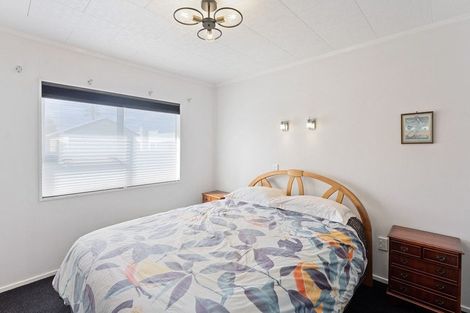 Photo of property in 14 Hurley Road, Paraparaumu Beach, Paraparaumu, 5032