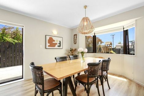 Photo of property in 41b Duncan Street, Tawa, Wellington, 5028