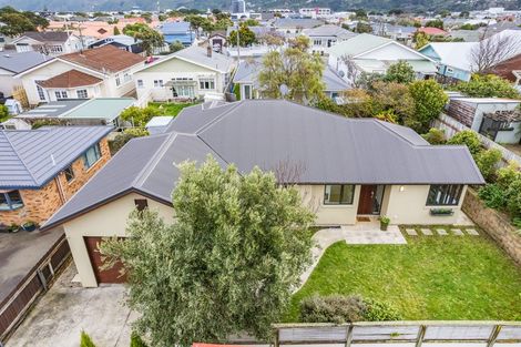 Photo of property in 15a Tennyson Street, Petone, Lower Hutt, 5012