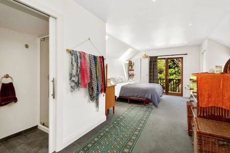 Photo of property in 5 Wairere Road, Belmont, Lower Hutt, 5010