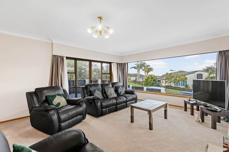 Photo of property in 65 Macleans Road, Bucklands Beach, Auckland, 2014