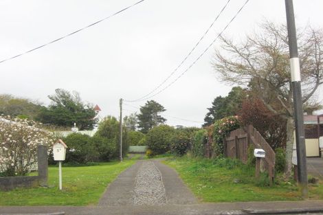 Photo of property in 5 Old South Road, Okato, 4335