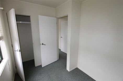 Photo of property in 5 Amberley Avenue, Te Atatu South, Auckland, 0610