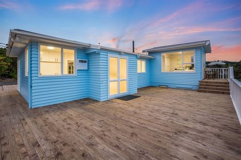 Photo of property in 79 Driver Crescent, Cannons Creek, Porirua, 5024
