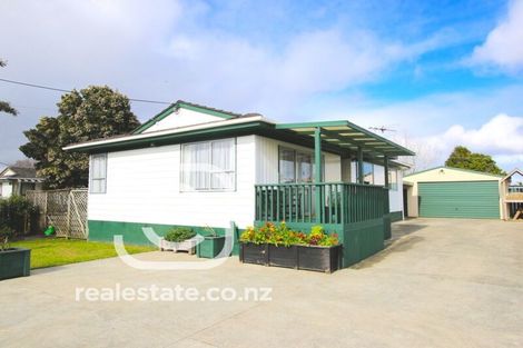 Photo of property in 16 Glen Road, Ranui, Auckland, 0612