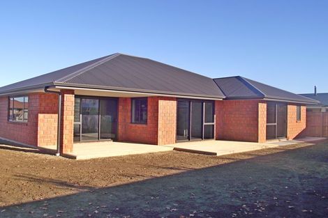 Photo of property in 45 Armstrong Avenue, Carterton, 5713