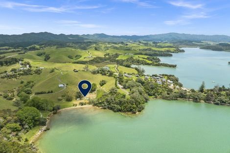 Photo of property in 130 Whangaruru Wharf Road, Whangaruru, Russell, 0184