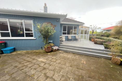 Photo of property in 136 Seaview Road, Westown, New Plymouth, 4310