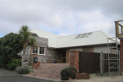 Photo of property in 62 Kaikoura Street, Maupuia, Wellington, 6022