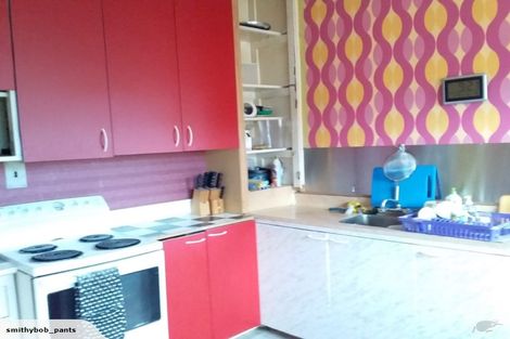 Photo of property in 2 Hobson Place, Takaro, Palmerston North, 4412