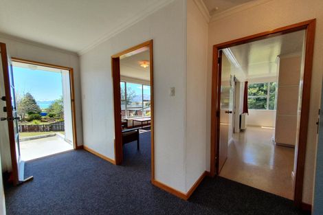 Photo of property in 32 Aorangi Crescent, Lake Tekapo, 7999