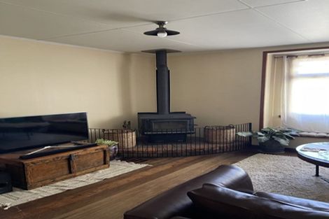 Photo of property in 1/900 Heretaunga Street East, Parkvale, Hastings, 4122