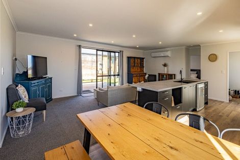 Photo of property in 93 Ranolf Street, Glenholme, Rotorua, 3010