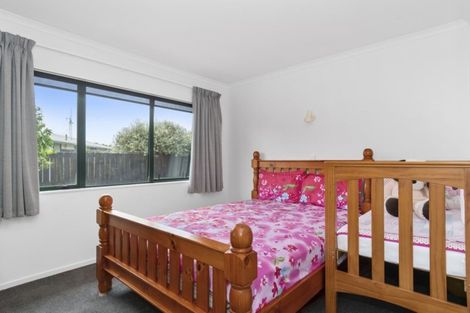 Photo of property in 2b Jasper Way, Papamoa Beach, Papamoa, 3118