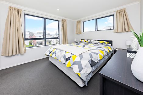 Photo of property in 6 Kohi Kai Place, Weymouth, Auckland, 2103