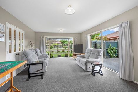 Photo of property in 22 Richard Seddon Drive, Northwood, Christchurch, 8051