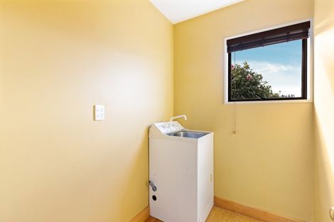 Photo of property in 60b Wynyard Crescent, Fernhill, Queenstown, 9300