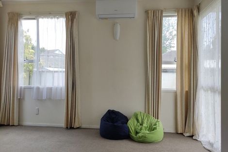 Photo of property in 6 Fiesta Drive, Half Moon Bay, Auckland, 2012